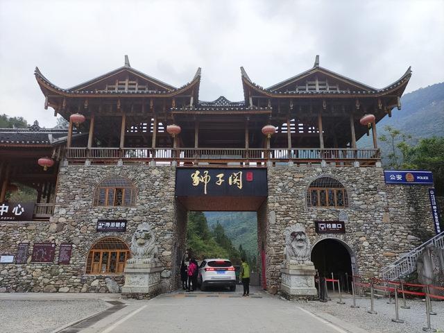 恩施必玩的三个景点，恩施必玩的旅游景点排名前十（三日游路线攻略详细介绍）