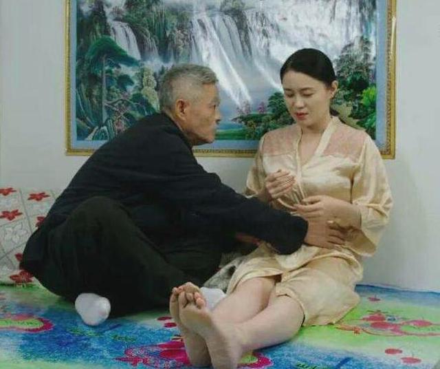 赵本山和关婷娜现在怎么样，我和赵本山是清白的