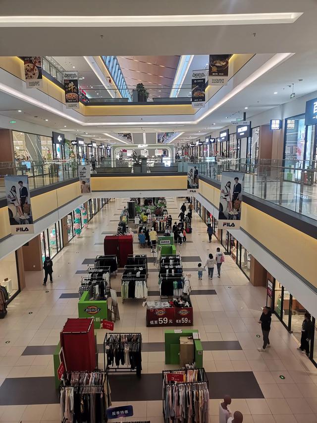 沈阳奥莱哪个好，沈阳奥特莱斯哪个店折扣最大