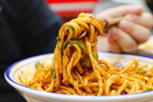 西安十大美食排名，盘点西安城内不可错过的十大美食（西安“十大特色美食”）