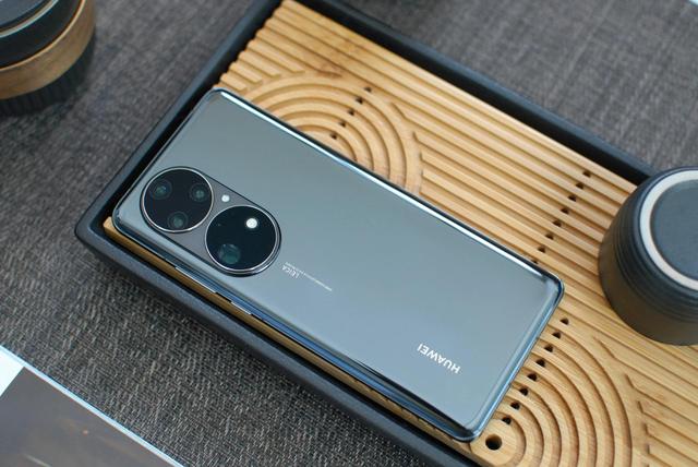 华为手机性价比最高的是哪一款，华为手机目前最具性价比的一款