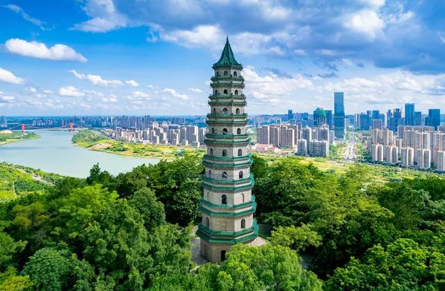 国家宝藏好玩的地方，2022年国内宝藏目的地推荐清单来了