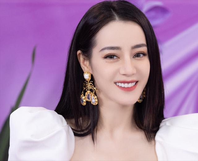 东方卫视跨年晚会，东方卫视跨年演唱会嘉宾阵容（东方卫视2023跨年晚会）