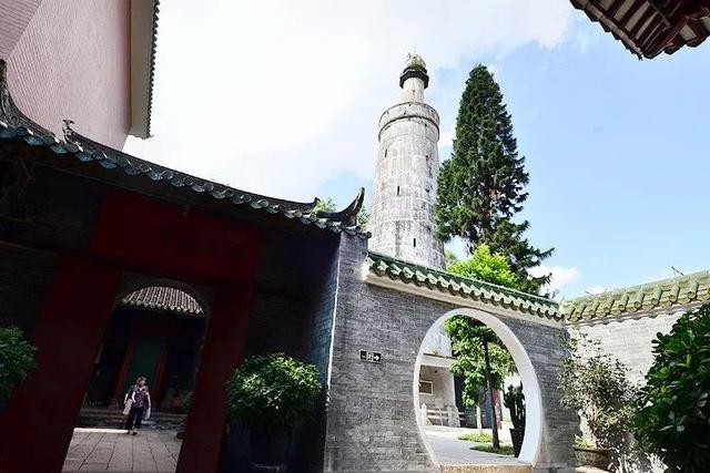 伊斯坦布尔蓝色清真寺的建筑风格，伊斯兰的建筑奇迹