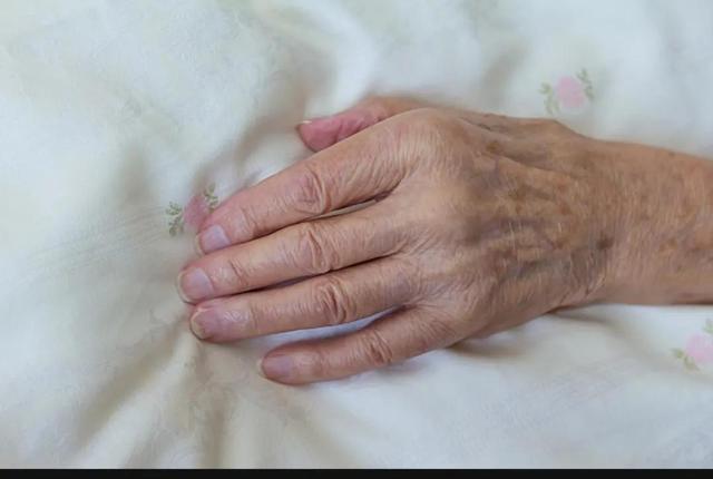 现在人火葬好还是土葬好，土葬好还是火葬好