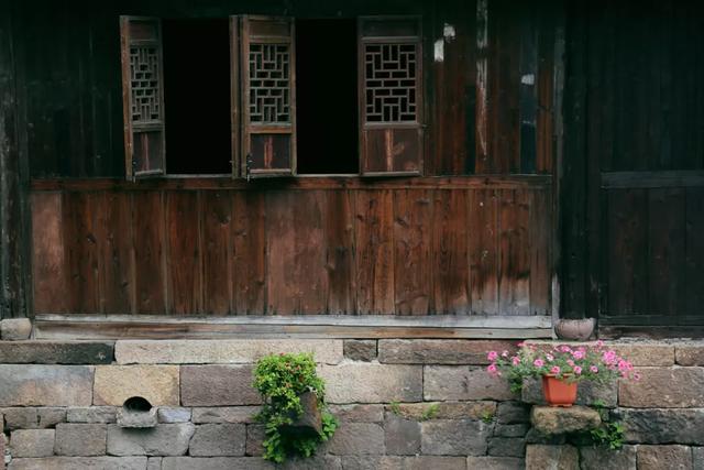 春节适合旅游的地方，最新春节期间旅游攻略（拉萨这些地方免费打卡）
