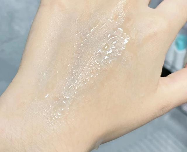 兰蔻补水保湿水好用吗女士，热门好用大牌爽肤水