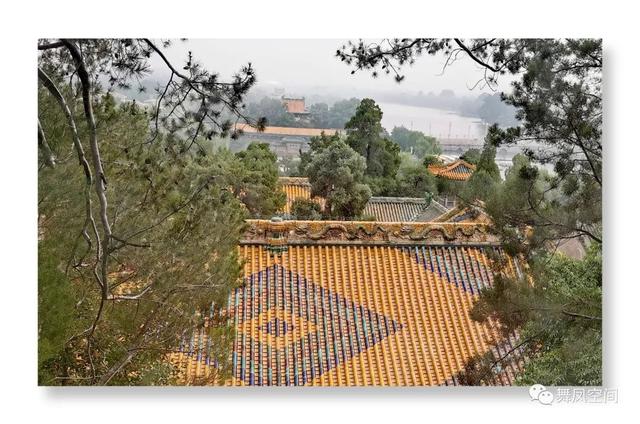北海公园的白塔有什么来历，北海白塔