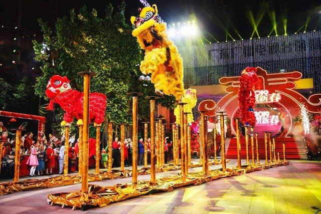 广东舞狮过年，都是“硬核”年俗