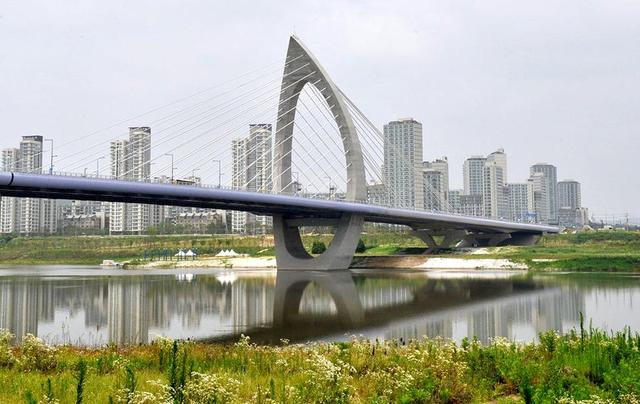 韩国首尔到底怎么样，韩国现状带你看看真实的韩国首尔