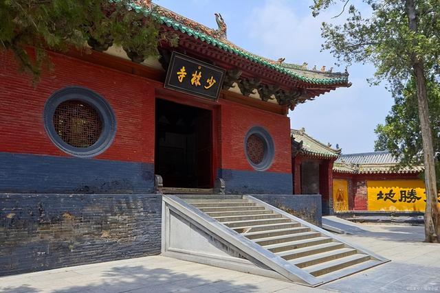 杜月笙怎么成为黑道枭雄，如何成长为一代枭雄