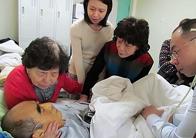 庄则栋最后怎么了，嘱咐日本妻：死后不搞告别仪式