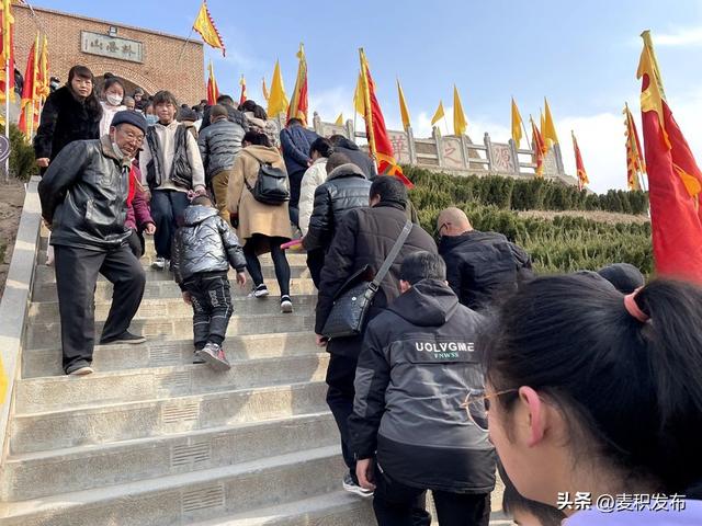 祭拜伏羲大典，<辛丑>年公祭中华人文始祖伏羲大典侧记