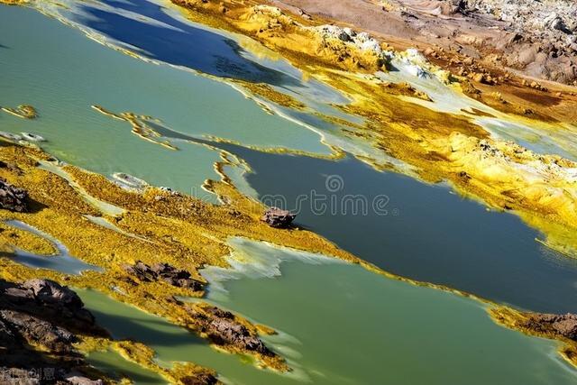 蛇湖边上很危险，世界上最危险的地方排名