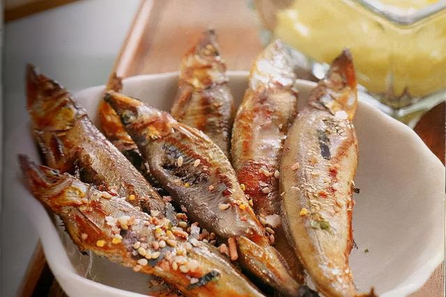 秦皇岛海鲜最肥美的季节，2022秦皇岛最强海鲜日历来了