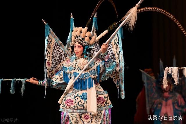 巾帼英雄穆桂英，历史上真实的穆桂英人物（霸气十足大破天门阵）