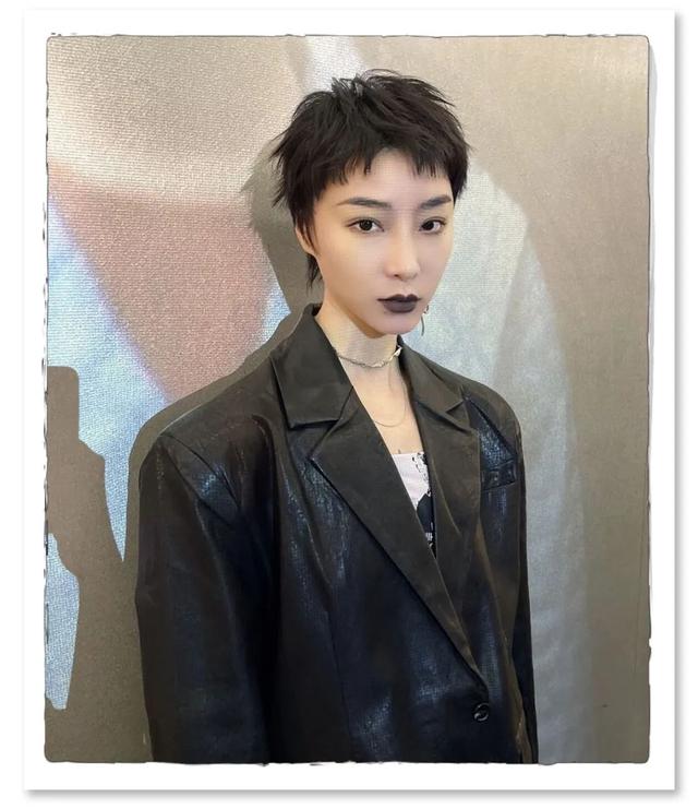 今年流行的短发，2022这4款短发必爆照着剪美绝了（2022最流行几款短发）