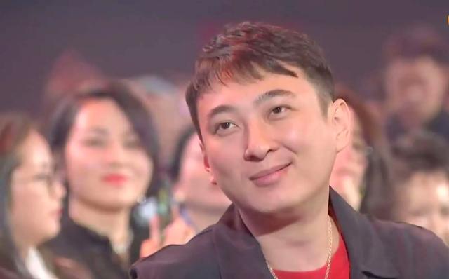 王思聪为什么这么喜欢狗，却不知道他的狗替他挣回了几千万