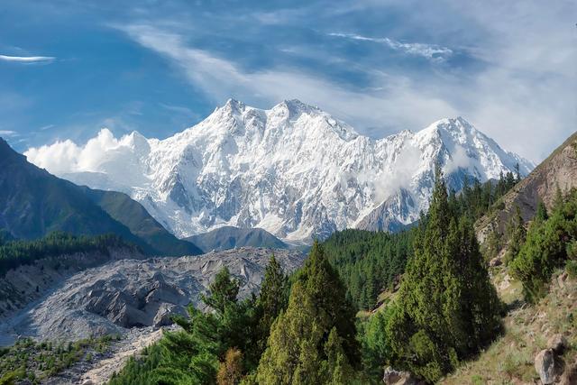 世界上未被征服的山峰，世界上最难攀登的11座最危险的山峰