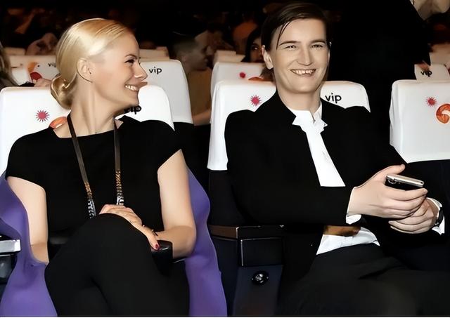 塞尔维亚女总理个人简介，塞尔维亚高颜值女总理