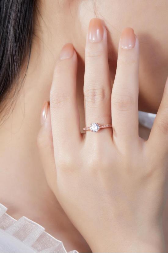 女人一生必须拥有的5件首饰，女士必备十大首饰