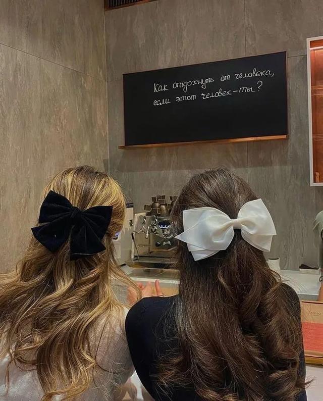 没有刘海的发型，不想要刘海的显脸小发型（四十岁的女人适合什么发型）