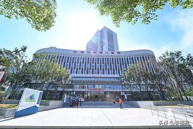 武汉江岸区和江汉区对比，武汉市各区GDP排名