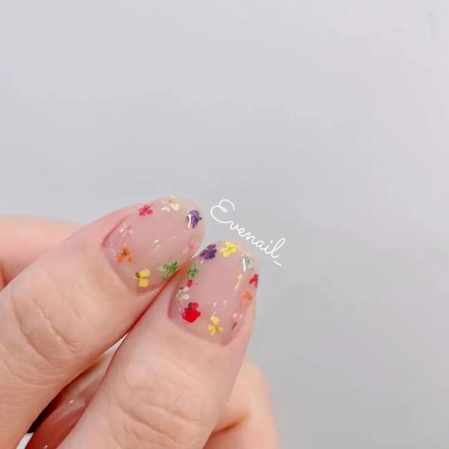 图片指甲美甲图案，美甲师必备100种指甲（全网最好看的100款美甲）