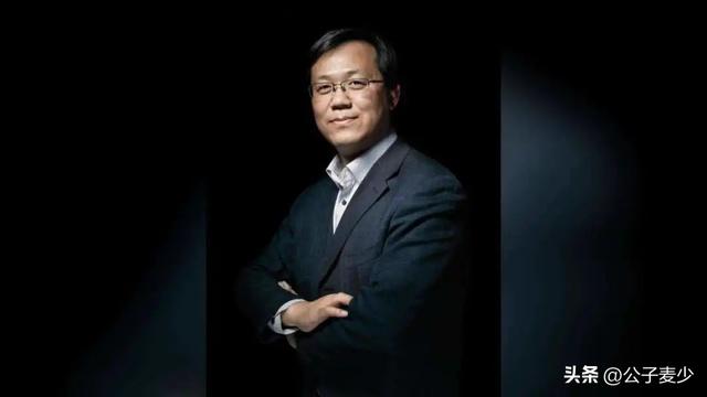 顾长卫张静初关系，曝蒋雯丽包养2名男大学生