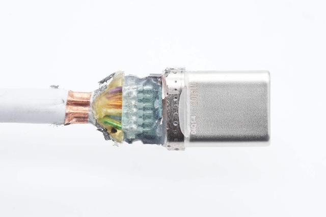 sd卡读卡器2.0和3.0，往电脑拷贝文件速度却很慢
