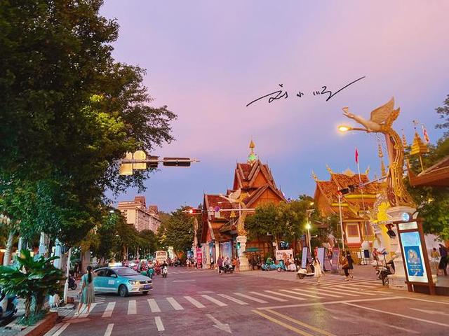 亚洲最大的夜市，东南亚最大的夜市就在西双版纳（亚洲最大最热闹的夜市）