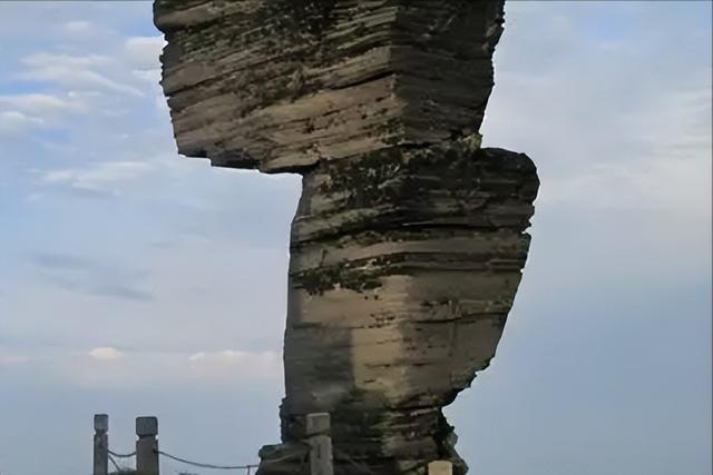 梵净山苗寨介绍，旅游文化：梵净山