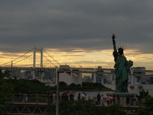 东京自由女神像，不同温度下的自由女神像（为什么法国人送美国“自由女神”像）