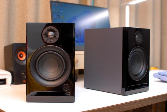 艾特铭客音响系列介绍，小桌面也能搭配的HiFi级有源音箱