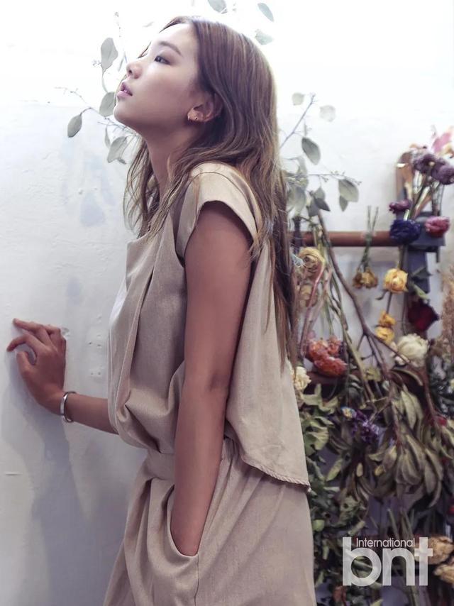 韩国演员李浩哲，韩国女星李浩贞