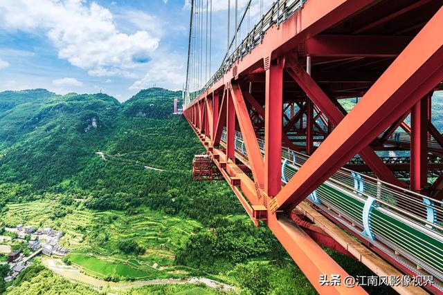 矮寨大桥简介大桥攻略，穿越云上通衢