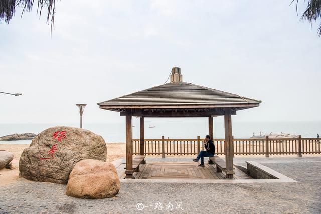 厦门市跟福州哪个面积大，福建小城市厦门