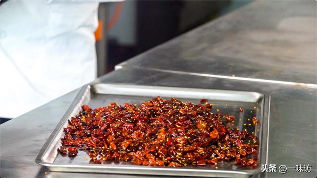 四川红油辣椒简单做法，这样做3种辣椒混合一起不但能炒菜