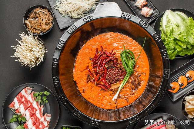 开火锅店的正确方法，想开一家旋转小火锅店