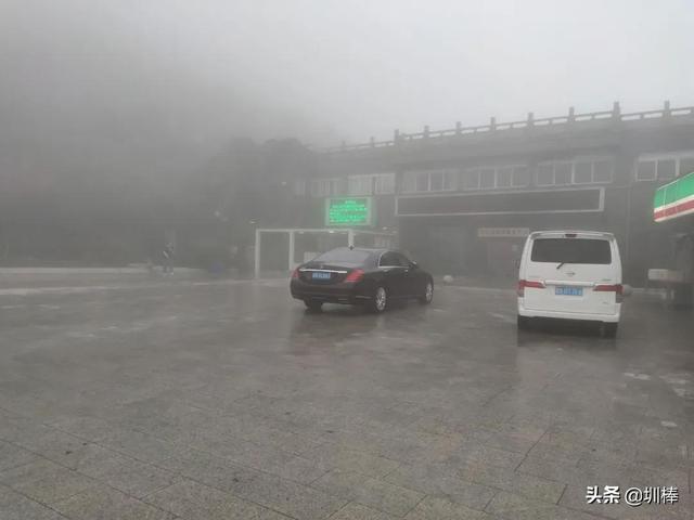 周日打卡鹏城第一峰，从蝴蝶谷-好汉坡步道登顶