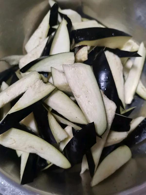 风味茄子的正宗做法，茄子最好吃的家常做法第一美食