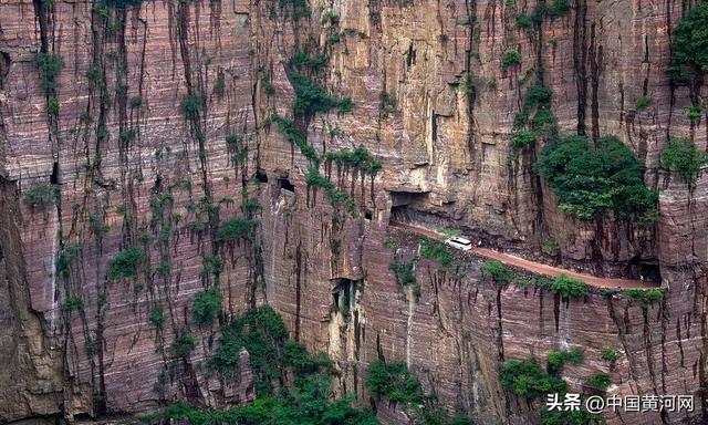 锡崖沟挂壁公路，世界七大奇迹及其所在地（什么是太行山）