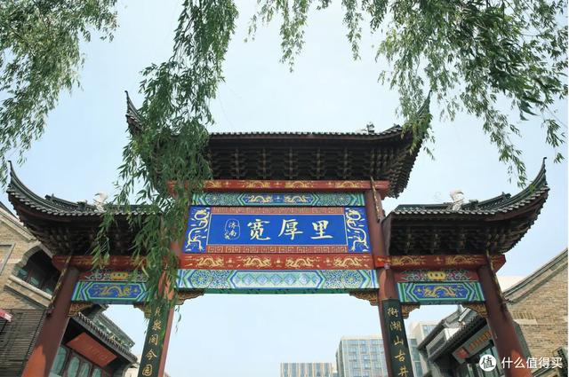 厦门大明湖春节有什么好玩的地方，厦门大明湖畔：水仙绽放贺春来