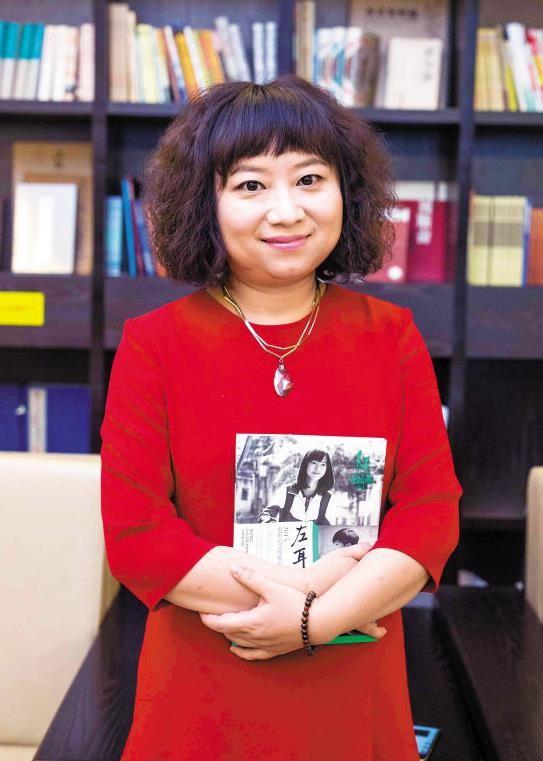 饶雪漫书模名单，一炮而红春夏书模出身逆袭金像影后