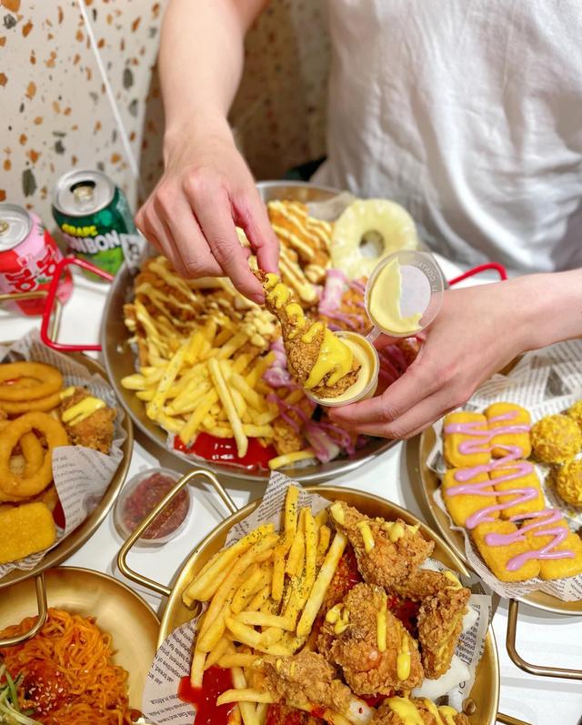 开炸鸡店的经营方式，炸鸡店经营掌握了这些方法