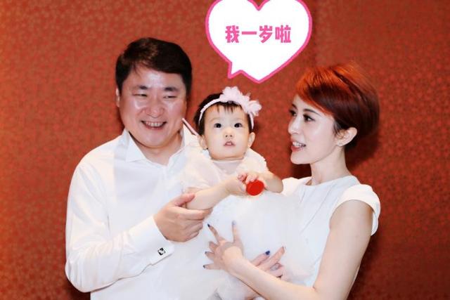 金巧巧二婚为啥嫁富豪，怒斥网友：没脑子