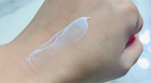 给你推荐几款好用的面霜，李佳琦推荐的10款面霜究竟好不好用