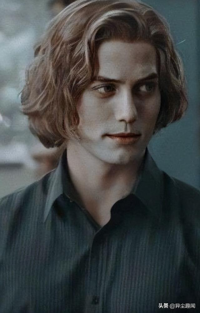 杰克逊拉斯波恩，暮光之城颜值巅峰