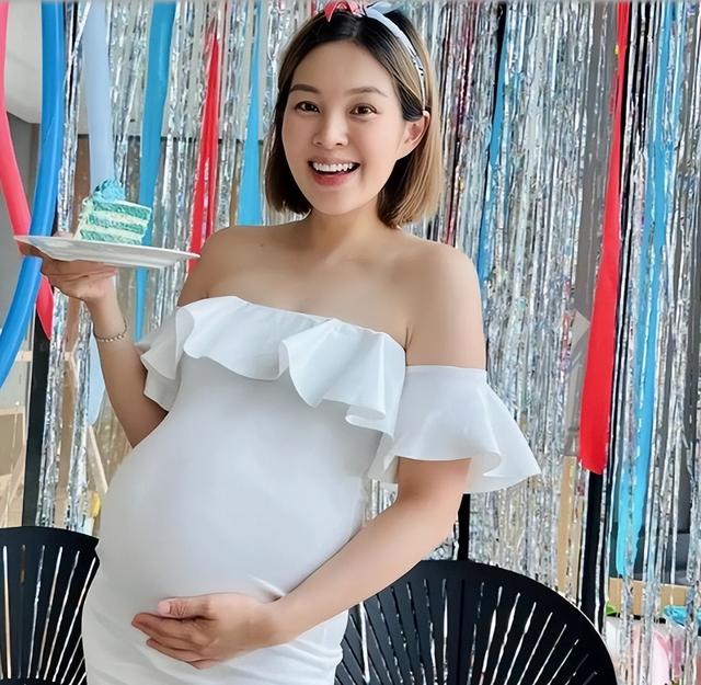 香港女星落选港姐后续，TVB落选港姐遭雪藏两年后复出