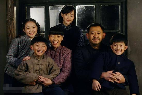 闫学晶赵本山同台，逼走搭档范伟、骂哭闫学晶